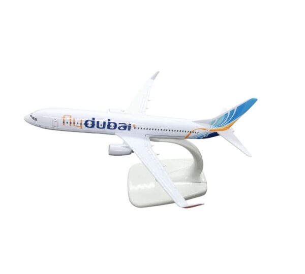 Die-Cast Metal Airplane Model – 16cm Miniature Aircraft Toy & Desktop Display Décor for Home or Office