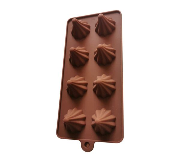 Silicone Chocolate Mould with 8 Cavities Featuring Elegant Fan Shell Design, Flexible Non-Stick Baking Tray Mold for Chocolates, Candies, and Decorative Treats – Brown - Image 2
