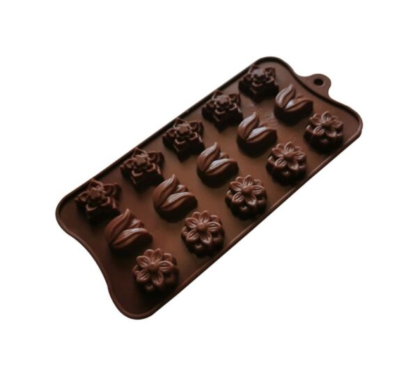 Silicone Chocolate Mould with Floral Designs Featuring 15 Cavities of Tulip and Flower Shapes, Non-Stick Flexible Baking Tray Mold for Candies and Treats – Brown - Image 2