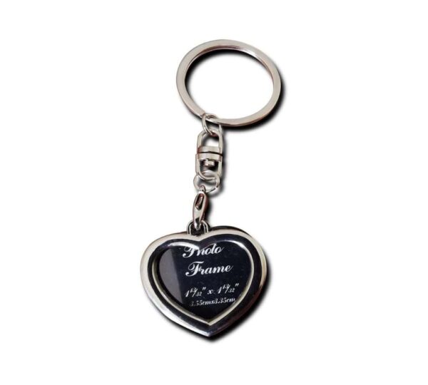 Elegant Silver Heart-Shaped Photo Frame Keychain Made of Durable Metal – Perfect Personalized Gift for Loved Ones